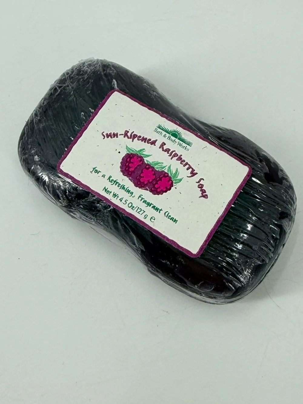 DEADSTOCK Vintage Bath & Body Works Sun-Ripened Raspberry Glycerin Soap 4.5oz
